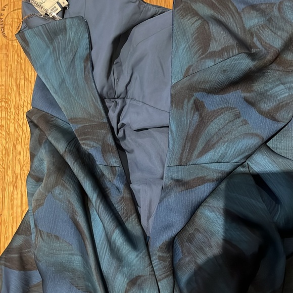 Sachin + Babi CHELSEA GOWN - TONAL PETAL New w partial tag - Picture 11 of 17